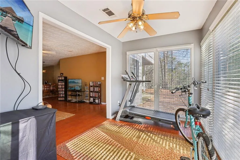 101 Natchez Trace, Atlanta, Georgia 30350, 2 Bedrooms Bedrooms, ,2 BathroomsBathrooms,Residential,Sold,101 Natchez Trace,7538211