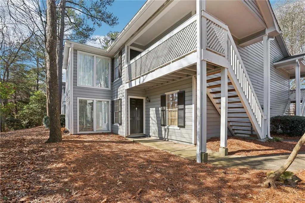 101 Natchez Trace, Atlanta, Georgia 30350, 2 Bedrooms Bedrooms, ,2 BathroomsBathrooms,Residential,Sold,101 Natchez Trace,7538211