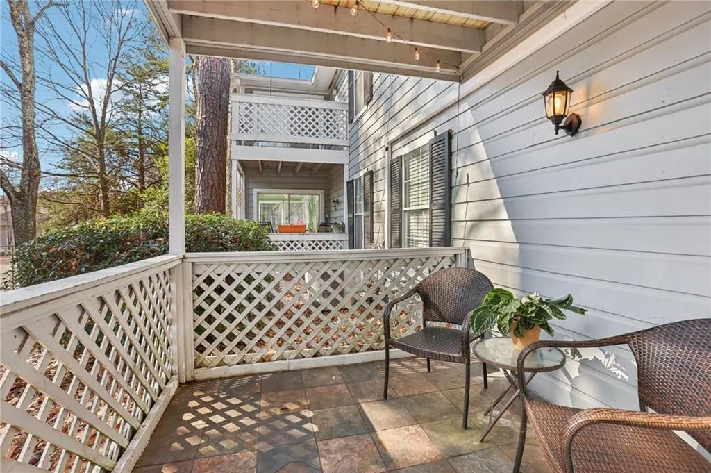 101 Natchez Trace, Atlanta, Georgia 30350, 2 Bedrooms Bedrooms, ,2 BathroomsBathrooms,Residential,Sold,101 Natchez Trace,7538211