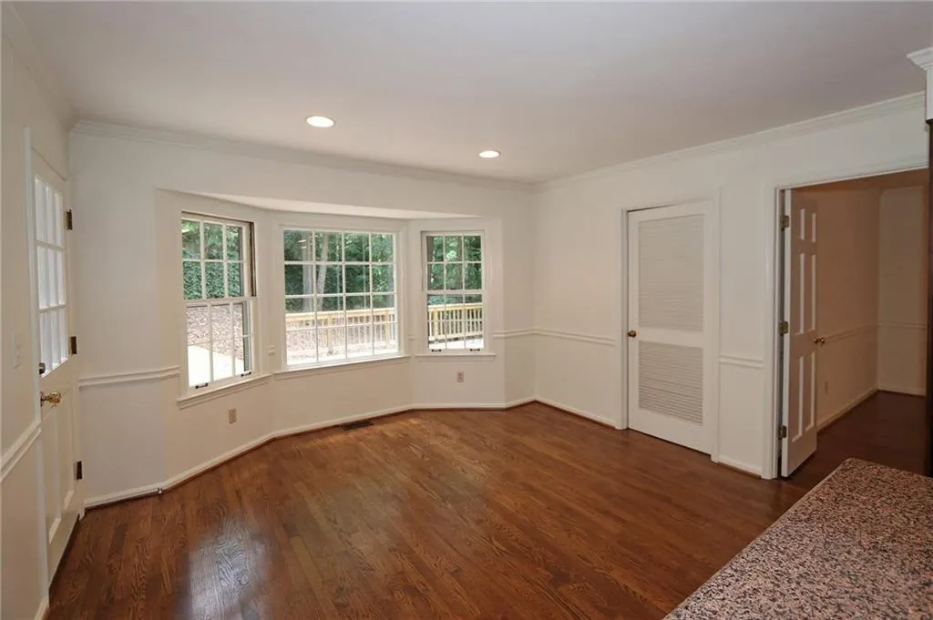 6285 River Overlook Drive, Sandy Springs, Georgia 30328, 5 Bedrooms Bedrooms, ,3 BathroomsBathrooms,Residential,Sold,6285 River Overlook Drive,6006112