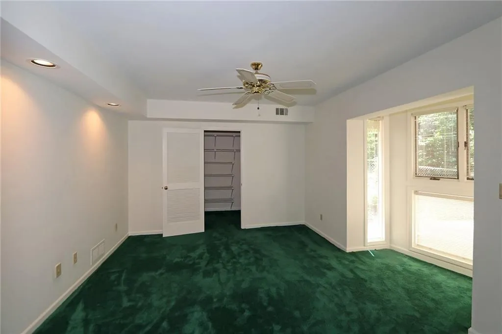 6285 River Overlook Drive, Sandy Springs, Georgia 30328, 5 Bedrooms Bedrooms, ,3 BathroomsBathrooms,Residential,Sold,6285 River Overlook Drive,6006112
