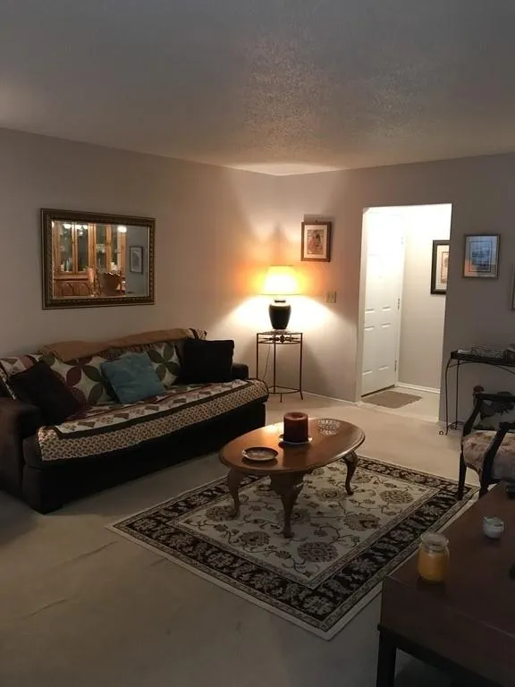 2516 Huntingdon Chase Unit 2516, Sandy Springs, Georgia 30350, 2 Bedrooms Bedrooms, ,2 BathroomsBathrooms,Residential,Sold,2516 Huntingdon Chase Unit 2516,6681856