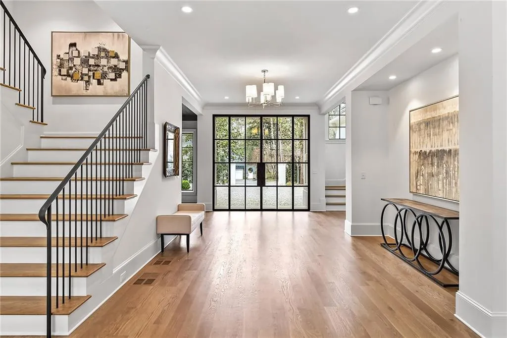 258 Pineland Road Nw, Atlanta, Georgia 30342, 6 Bedrooms Bedrooms, 0 ,8 BathroomsBathrooms,Residential,For Sale,258 Pineland Road Nw,7806281