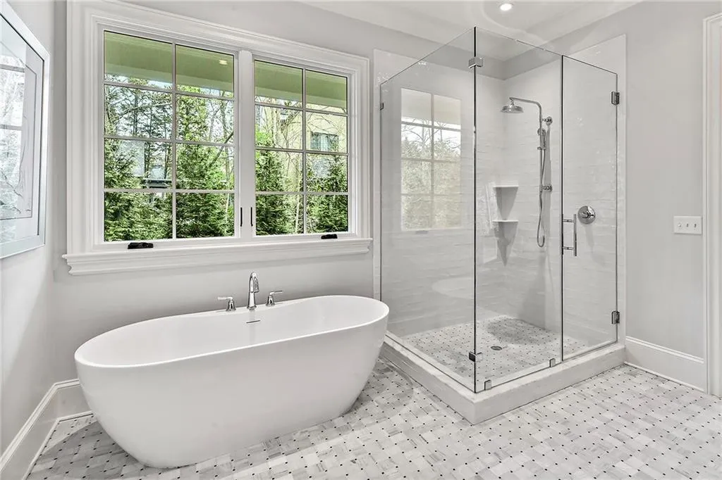 258 Pineland Road Nw, Atlanta, Georgia 30342, 6 Bedrooms Bedrooms, 0 ,8 BathroomsBathrooms,Residential,For Sale,258 Pineland Road Nw,7806281