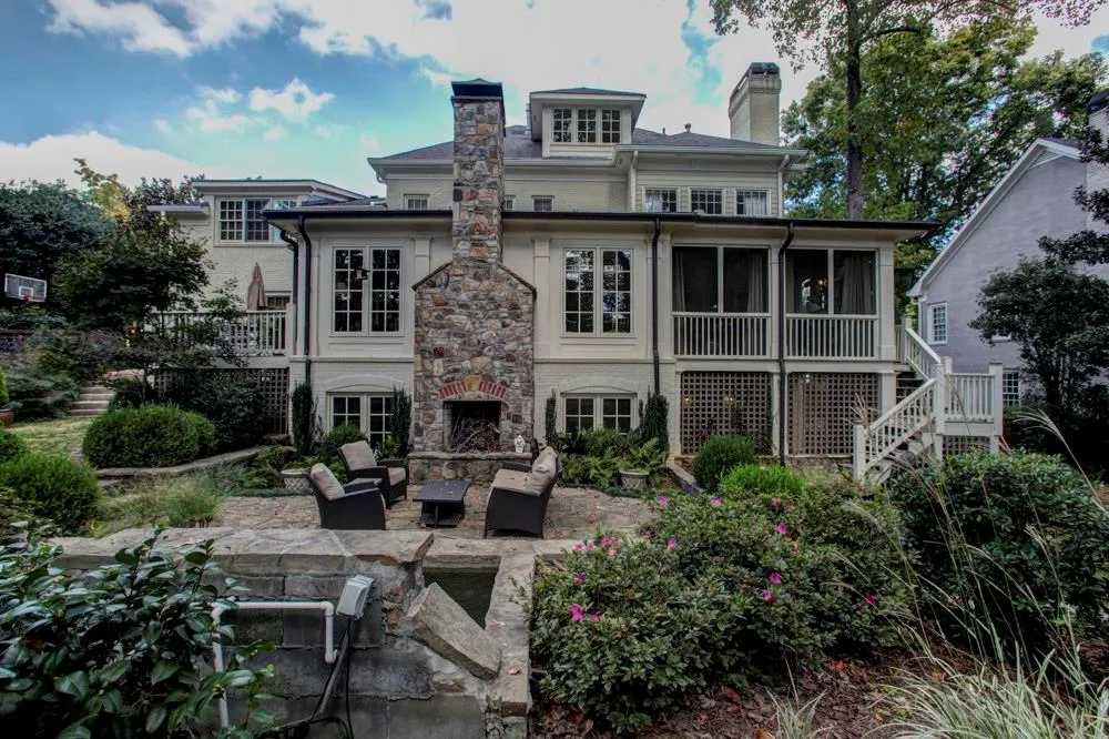 4569 E Brookhaven Drive Ne, Brookhaven, Georgia 30319, 4 Bedrooms Bedrooms, ,5 BathroomsBathrooms,Residential,Sold,4569 E Brookhaven Drive Ne,5764974