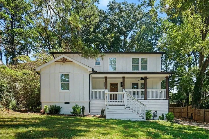 Charmingly Reimagined Home In The Heart Of Westview!
