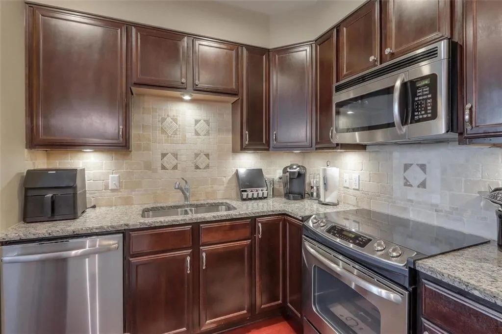 200 River Vista Drive Unit 608, Atlanta, Georgia 30339, 2 Bedrooms Bedrooms, ,2 BathroomsBathrooms,Residential,Sold,200 River Vista Drive Unit 608,6827975 200 River Vista Drive Unit 608, Atlanta, Georgia 30339, 2 Bedrooms Bedrooms, ,2 BathroomsBathrooms,Residential,Sold,200 River Vista Drive Unit 608,6827975