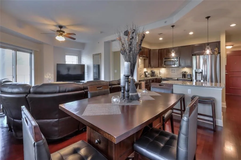 200 River Vista Drive Unit 608, Atlanta, Georgia 30339, 2 Bedrooms Bedrooms, ,2 BathroomsBathrooms,Residential,Sold,200 River Vista Drive Unit 608,6827975 200 River Vista Drive Unit 608, Atlanta, Georgia 30339, 2 Bedrooms Bedrooms, ,2 BathroomsBathrooms,Residential,Sold,200 River Vista Drive Unit 608,6827975