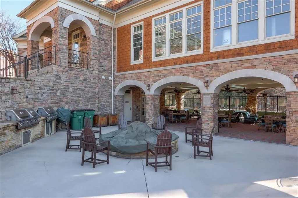 200 River Vista Drive Unit 608, Atlanta, Georgia 30339, 2 Bedrooms Bedrooms, ,2 BathroomsBathrooms,Residential,Sold,200 River Vista Drive Unit 608,6827975 200 River Vista Drive Unit 608, Atlanta, Georgia 30339, 2 Bedrooms Bedrooms, ,2 BathroomsBathrooms,Residential,Sold,200 River Vista Drive Unit 608,6827975