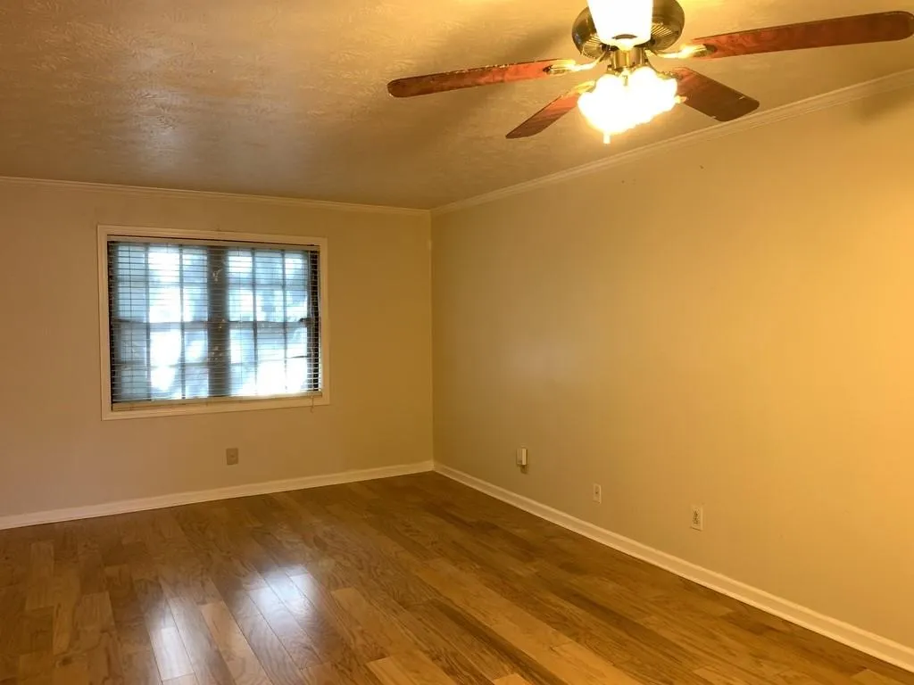 340 Winding River Drive Unit G, Sandy Springs, Georgia 30350, 3 Bedrooms Bedrooms, ,2 BathroomsBathrooms,Residential,Sold,340 Winding River Drive Unit G,6584064