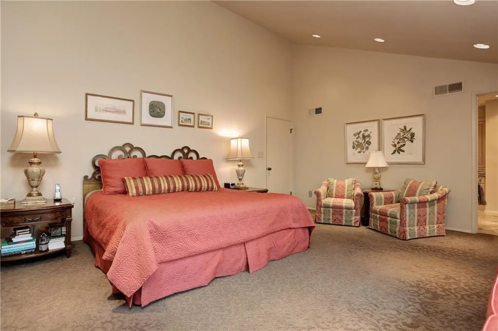 602 Chestnut Oak Court, Sandy Springs, Georgia 30327, 5 Bedrooms Bedrooms, ,4 BathroomsBathrooms,Residential,Sold,602 Chestnut Oak Court,5662192