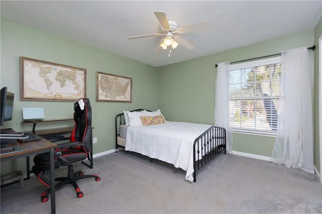 407 Brighton Point, Atlanta, Georgia 30328, 2 Bedrooms Bedrooms, ,2 BathroomsBathrooms,Residential,Sold,407 Brighton Point,7526873