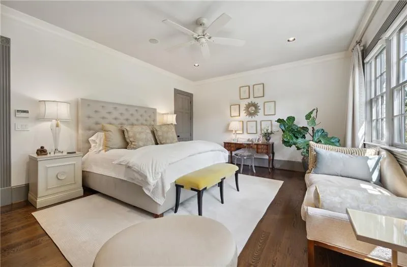 4698 Northside Drive, Sandy Springs, Georgia 30327, 6 Bedrooms Bedrooms, ,5 BathroomsBathrooms,Residential,Sold,4698 Northside Drive,7111328 4698 Northside Drive, Sandy Springs, Georgia 30327, 6 Bedrooms Bedrooms, ,5 BathroomsBathrooms,Residential,Sold,4698 Northside Drive,7111328