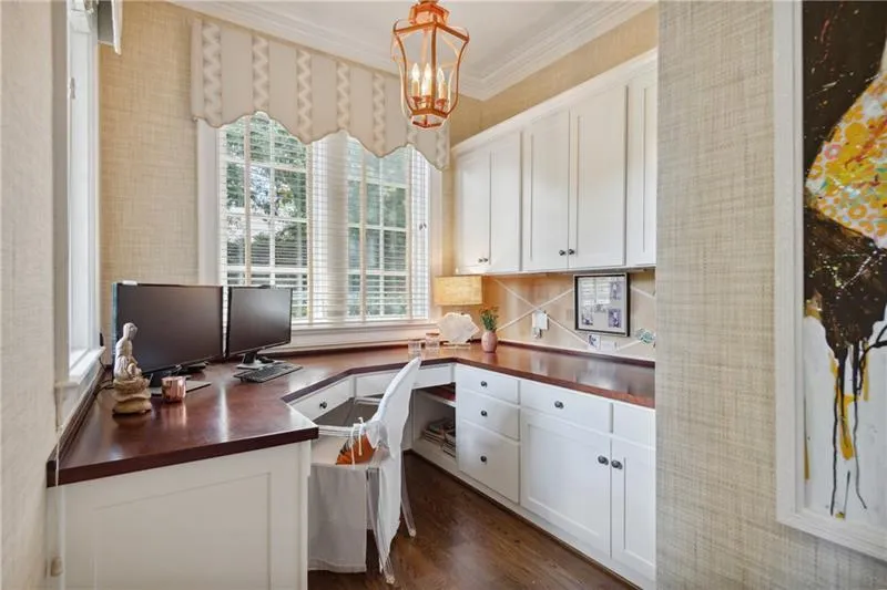 4698 Northside Drive, Sandy Springs, Georgia 30327, 6 Bedrooms Bedrooms, ,5 BathroomsBathrooms,Residential,Sold,4698 Northside Drive,7111328 4698 Northside Drive, Sandy Springs, Georgia 30327, 6 Bedrooms Bedrooms, ,5 BathroomsBathrooms,Residential,Sold,4698 Northside Drive,7111328