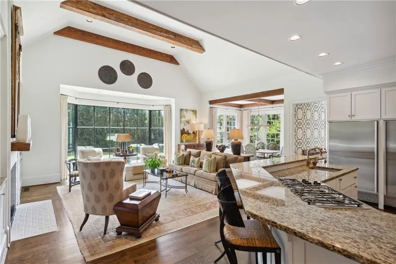 4698 Northside Drive, Sandy Springs, Georgia 30327, 6 Bedrooms Bedrooms, ,5 BathroomsBathrooms,Residential,Sold,4698 Northside Drive,7111328 4698 Northside Drive, Sandy Springs, Georgia 30327, 6 Bedrooms Bedrooms, ,5 BathroomsBathrooms,Residential,Sold,4698 Northside Drive,7111328