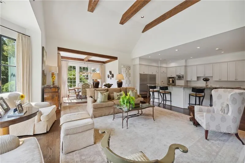 4698 Northside Drive, Sandy Springs, Georgia 30327, 6 Bedrooms Bedrooms, ,5 BathroomsBathrooms,Residential,Sold,4698 Northside Drive,7111328 4698 Northside Drive, Sandy Springs, Georgia 30327, 6 Bedrooms Bedrooms, ,5 BathroomsBathrooms,Residential,Sold,4698 Northside Drive,7111328