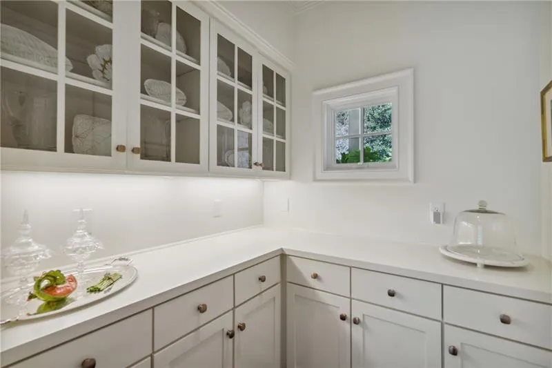 4698 Northside Drive, Sandy Springs, Georgia 30327, 6 Bedrooms Bedrooms, ,5 BathroomsBathrooms,Residential,Sold,4698 Northside Drive,7111328 4698 Northside Drive, Sandy Springs, Georgia 30327, 6 Bedrooms Bedrooms, ,5 BathroomsBathrooms,Residential,Sold,4698 Northside Drive,7111328