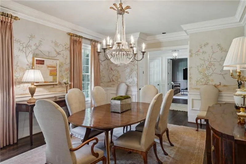 4698 Northside Drive, Sandy Springs, Georgia 30327, 6 Bedrooms Bedrooms, ,5 BathroomsBathrooms,Residential,Sold,4698 Northside Drive,7111328 4698 Northside Drive, Sandy Springs, Georgia 30327, 6 Bedrooms Bedrooms, ,5 BathroomsBathrooms,Residential,Sold,4698 Northside Drive,7111328