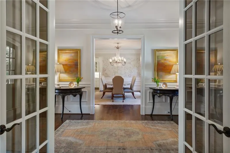 4698 Northside Drive, Sandy Springs, Georgia 30327, 6 Bedrooms Bedrooms, ,5 BathroomsBathrooms,Residential,Sold,4698 Northside Drive,7111328 4698 Northside Drive, Sandy Springs, Georgia 30327, 6 Bedrooms Bedrooms, ,5 BathroomsBathrooms,Residential,Sold,4698 Northside Drive,7111328