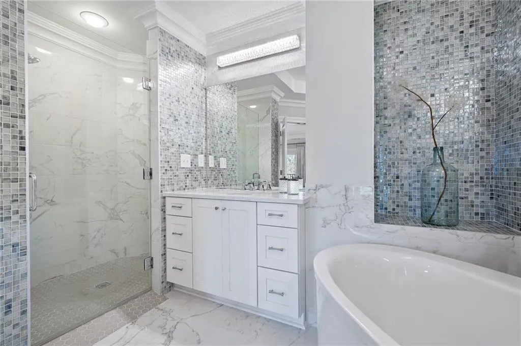 137 Alderwood Hill, Sandy Springs, Georgia 30328, 4 Bedrooms Bedrooms, ,4 BathroomsBathrooms,Residential,Sold,137 Alderwood Hill,7486671