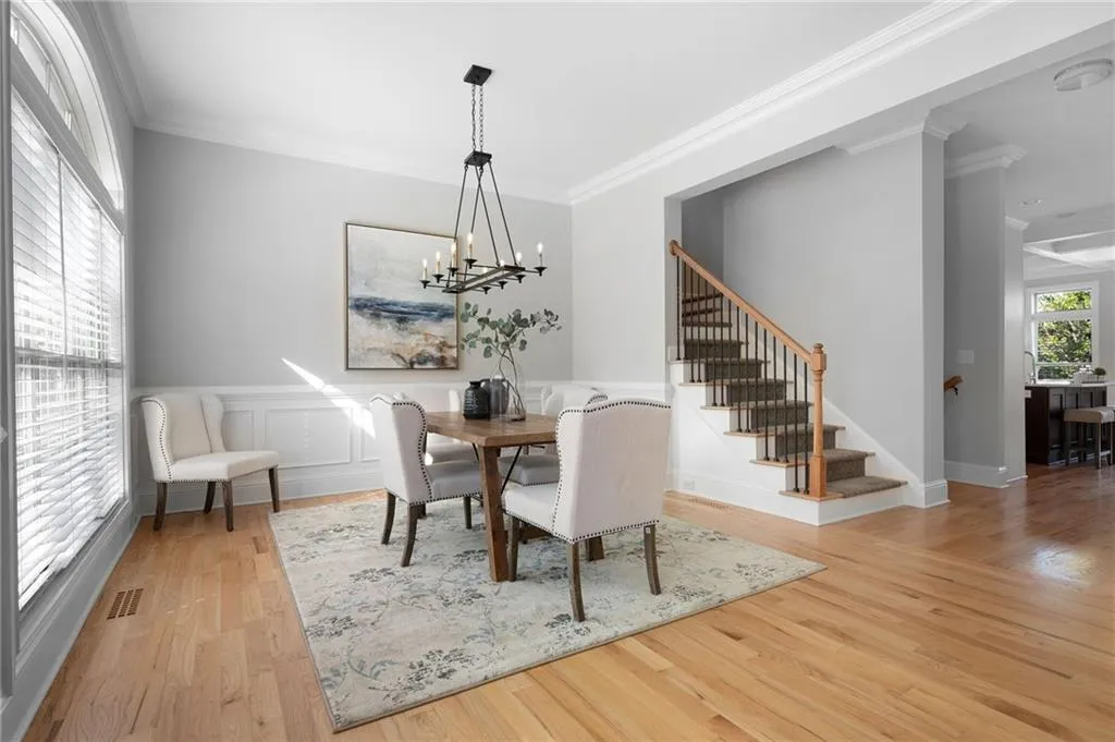 137 Alderwood Hill, Sandy Springs, Georgia 30328, 4 Bedrooms Bedrooms, ,4 BathroomsBathrooms,Residential,Sold,137 Alderwood Hill,7486671