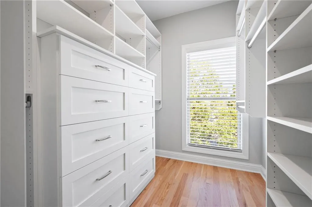 137 Alderwood Hill, Sandy Springs, Georgia 30328, 4 Bedrooms Bedrooms, ,4 BathroomsBathrooms,Residential,Sold,137 Alderwood Hill,7486671