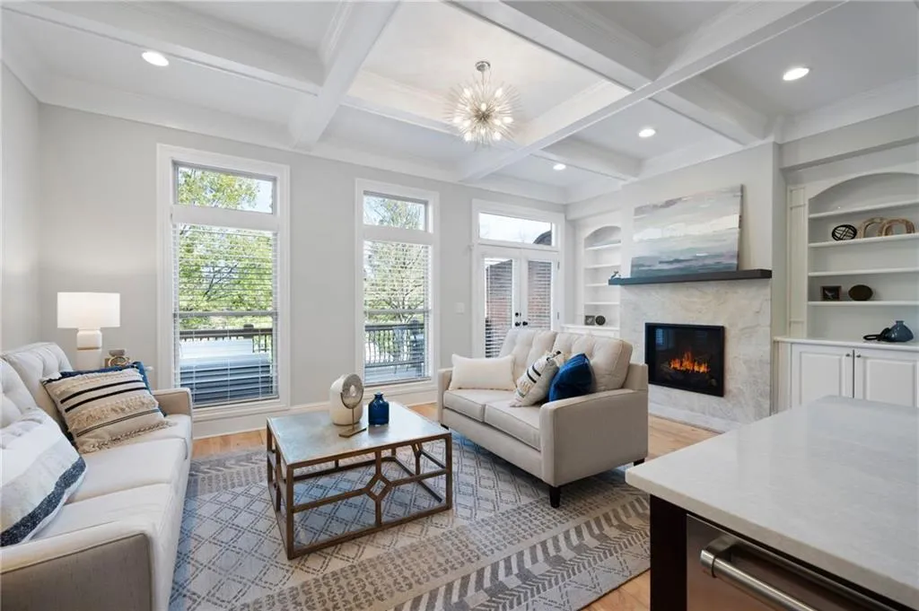 137 Alderwood Hill, Sandy Springs, Georgia 30328, 4 Bedrooms Bedrooms, ,4 BathroomsBathrooms,Residential,Sold,137 Alderwood Hill,7486671