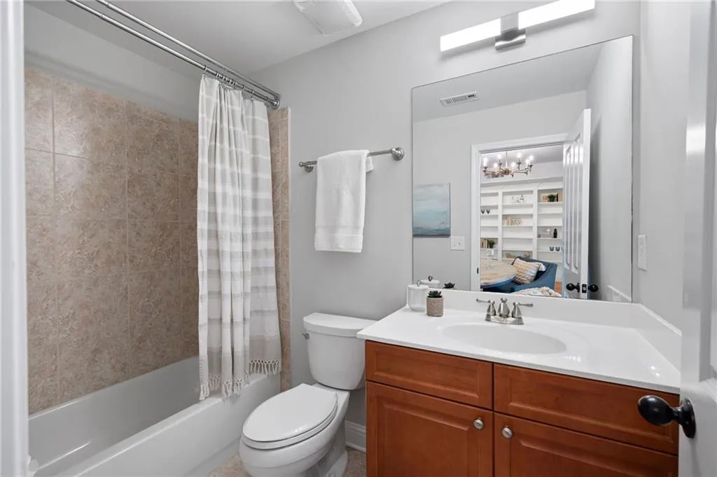 137 Alderwood Hill, Sandy Springs, Georgia 30328, 4 Bedrooms Bedrooms, ,4 BathroomsBathrooms,Residential,Sold,137 Alderwood Hill,7486671