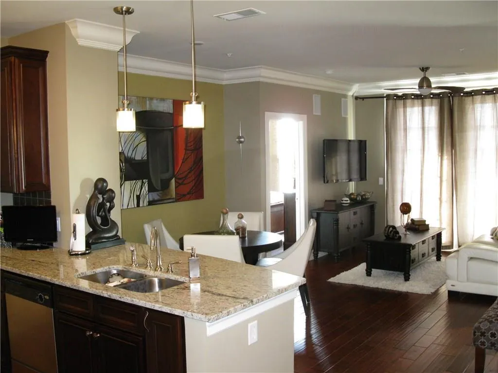 901 Abernathy Road Unit 6210, Atlanta, Georgia 30328, 2 Bedrooms Bedrooms, ,2 BathroomsBathrooms,Residential,Sold,901 Abernathy Road Unit 6210,5795023