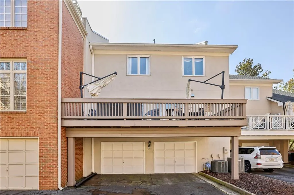 78 Paces West Circle Nw, Atlanta, Georgia 30327, 3 Bedrooms Bedrooms, ,2 BathroomsBathrooms,Residential,For Sale,78 Paces West Circle Nw,7654106