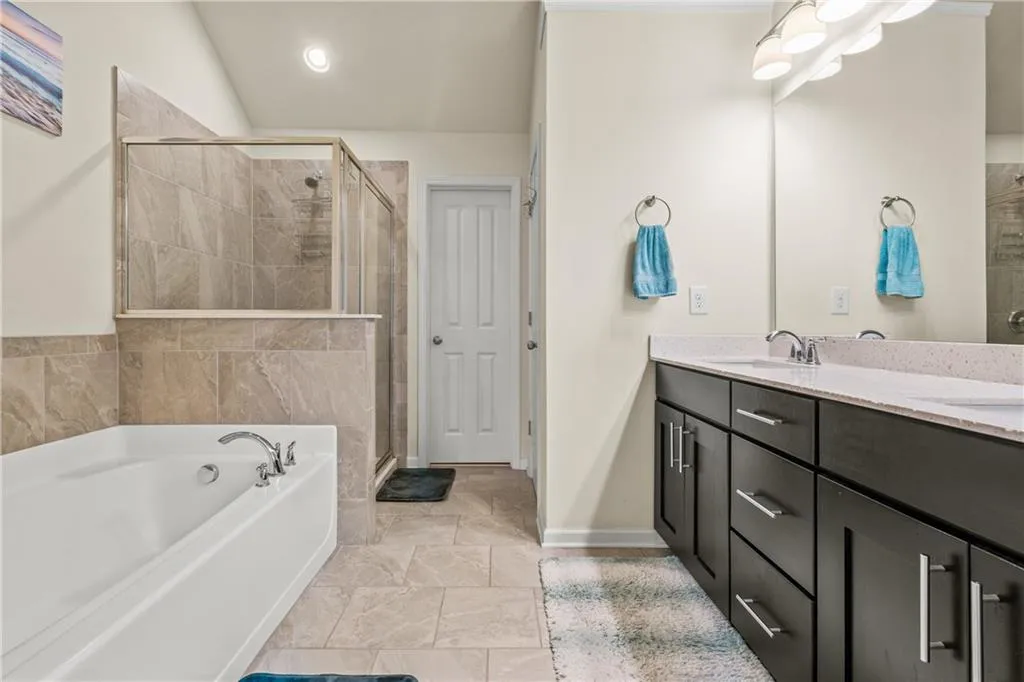 7536 Highlands Point, Atlanta, Georgia 30328, 3 Bedrooms Bedrooms, ,3 BathroomsBathrooms,Residential,Sold,7536 Highlands Point,7212678