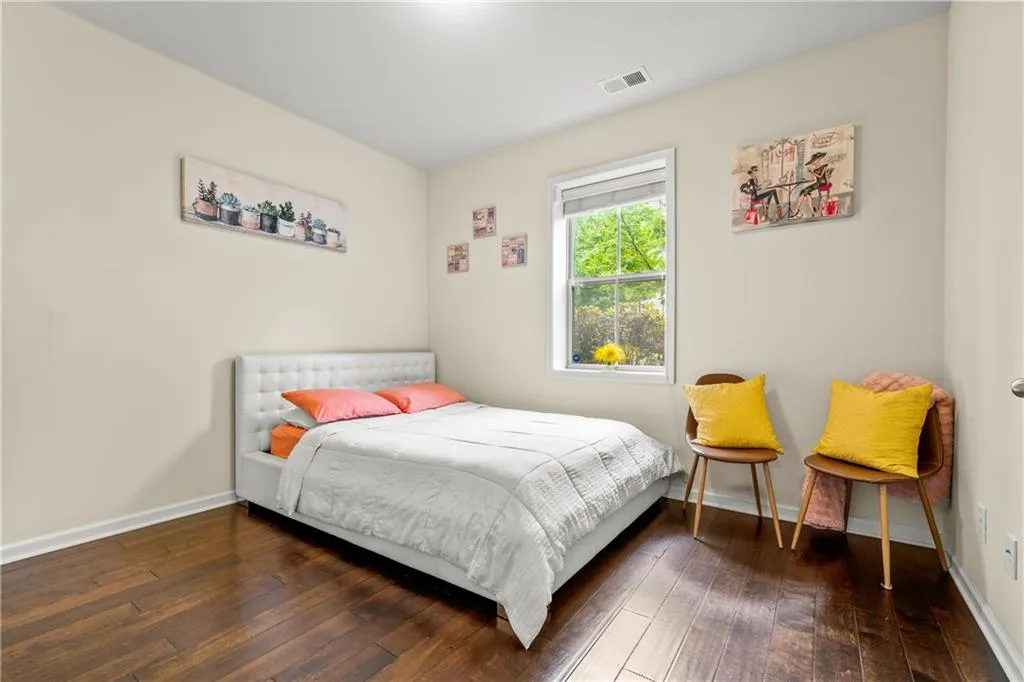 7536 Highlands Point, Atlanta, Georgia 30328, 3 Bedrooms Bedrooms, ,3 BathroomsBathrooms,Residential,Sold,7536 Highlands Point,7212678