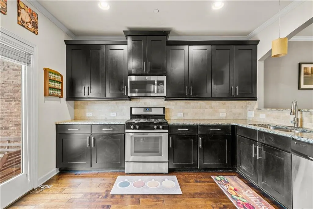 7536 Highlands Point, Atlanta, Georgia 30328, 3 Bedrooms Bedrooms, ,3 BathroomsBathrooms,Residential,Sold,7536 Highlands Point,7212678