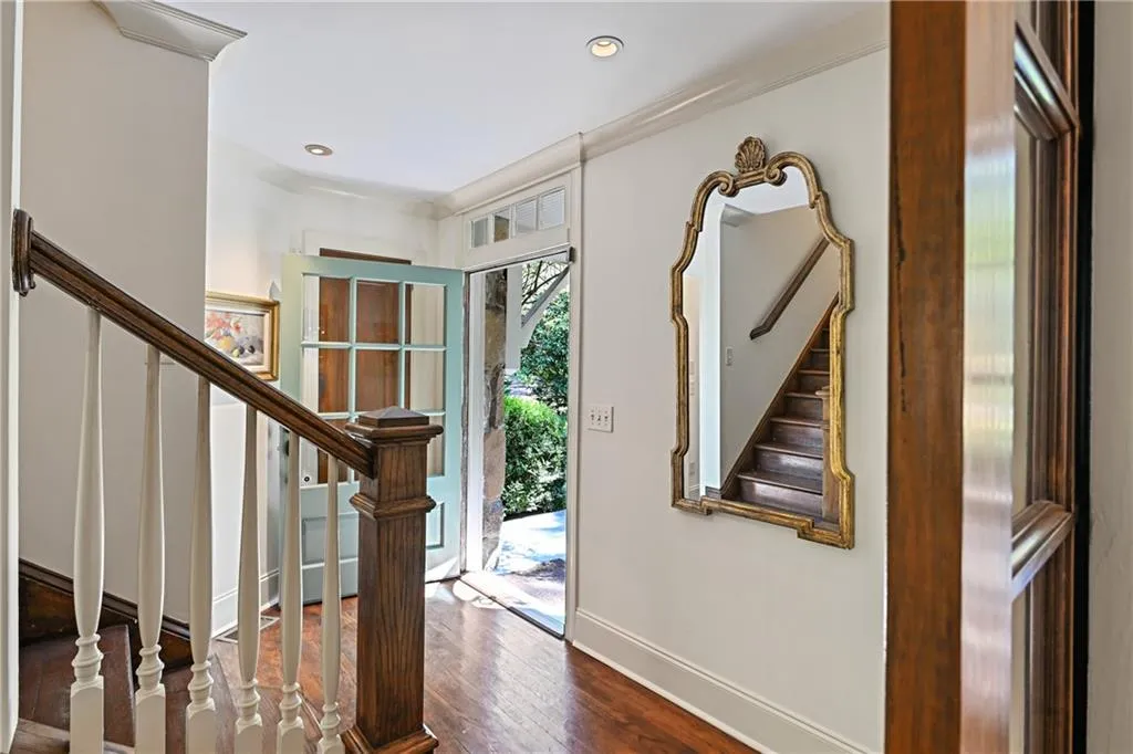 400 Pine Tree Drive Ne, Atlanta, Georgia 30305, 4 Bedrooms Bedrooms, ,4 BathroomsBathrooms,Residential,For Sale,400 Pine Tree Drive Ne,7648145
