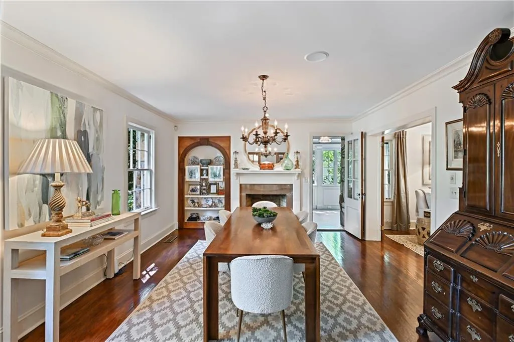 400 Pine Tree Drive Ne, Atlanta, Georgia 30305, 4 Bedrooms Bedrooms, ,4 BathroomsBathrooms,Residential,For Sale,400 Pine Tree Drive Ne,7648145