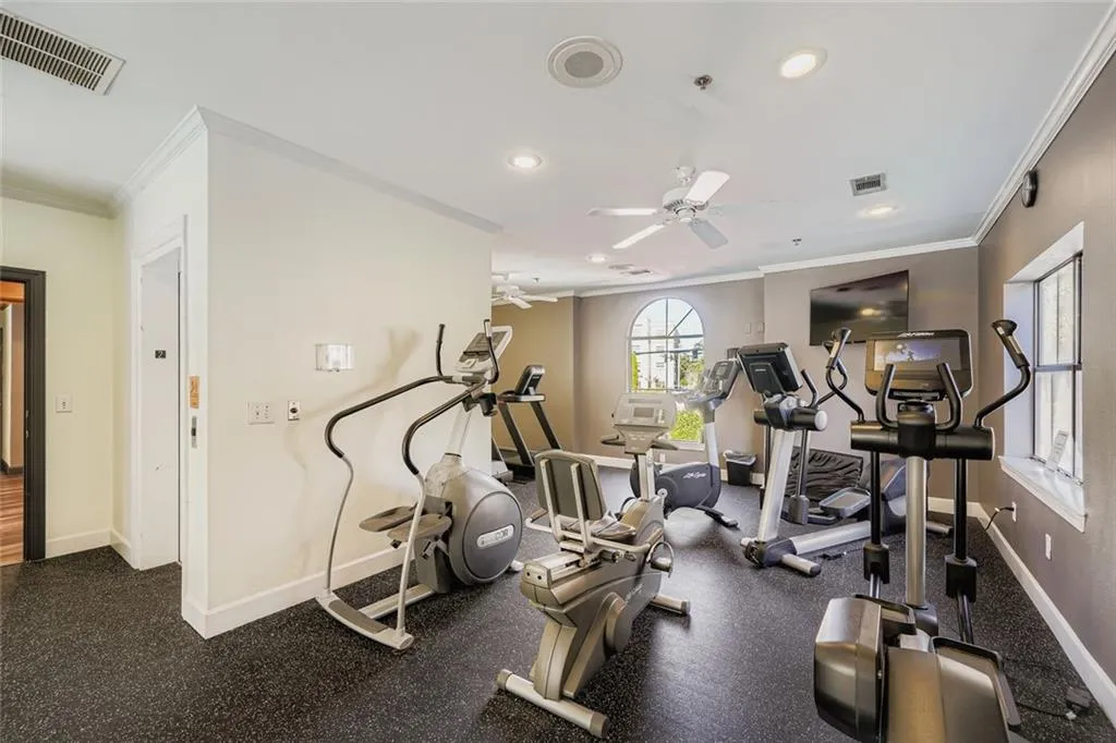 3777 Peachtree Road Ne Unit 1235, Brookhaven, Georgia 30319, 1 Bedroom Bedrooms, ,1 BathroomBathrooms,Residential,For Sale,3777 Peachtree Road Ne Unit 1235,7667202
