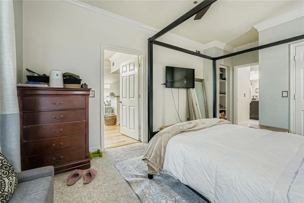 3777 Peachtree Road Ne Unit 1235, Brookhaven, Georgia 30319, 1 Bedroom Bedrooms, ,1 BathroomBathrooms,Residential,For Sale,3777 Peachtree Road Ne Unit 1235,7667202