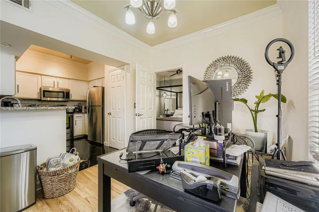3777 Peachtree Road Ne Unit 1235, Brookhaven, Georgia 30319, 1 Bedroom Bedrooms, ,1 BathroomBathrooms,Residential,For Sale,3777 Peachtree Road Ne Unit 1235,7667202