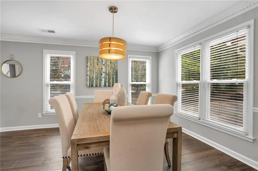 8898 Carroll Manor Drive, Sandy Springs, Georgia 30350, 3 Bedrooms Bedrooms, ,2 BathroomsBathrooms,Residential,Sold,8898 Carroll Manor Drive,6539659