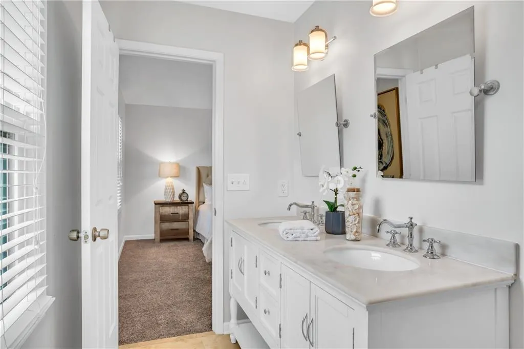 8898 Carroll Manor Drive, Sandy Springs, Georgia 30350, 3 Bedrooms Bedrooms, ,2 BathroomsBathrooms,Residential,Sold,8898 Carroll Manor Drive,6539659