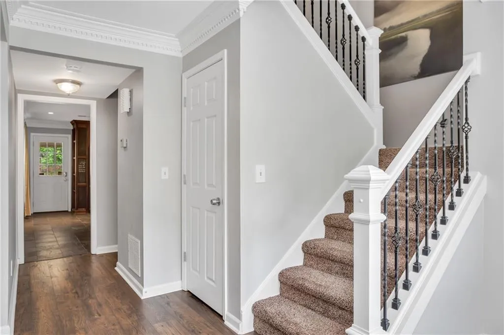 8898 Carroll Manor Drive, Sandy Springs, Georgia 30350, 3 Bedrooms Bedrooms, ,2 BathroomsBathrooms,Residential,Sold,8898 Carroll Manor Drive,6539659