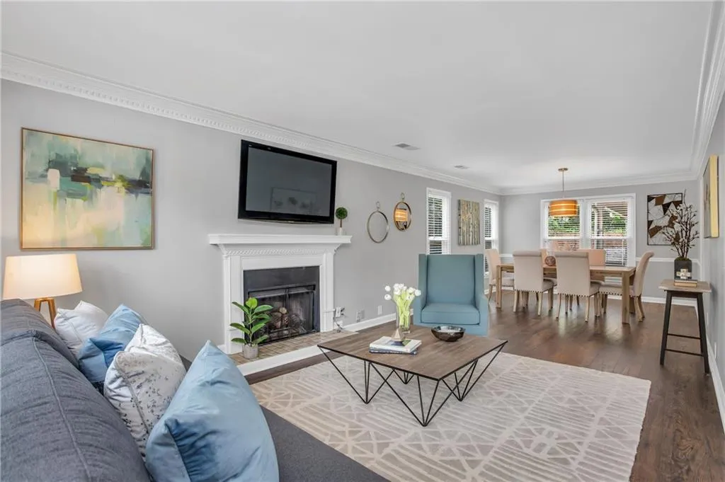 8898 Carroll Manor Drive, Sandy Springs, Georgia 30350, 3 Bedrooms Bedrooms, ,2 BathroomsBathrooms,Residential,Sold,8898 Carroll Manor Drive,6539659