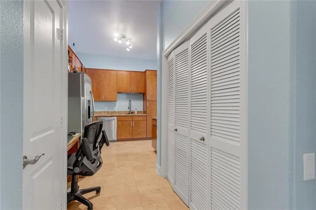 3445 Stratford Road Ne Unit 309, Atlanta, Georgia 30326, 1 Bedroom Bedrooms, ,1 BathroomBathrooms,Residential,Sold,3445 Stratford Road Ne Unit 309,6850877