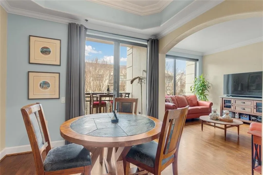 3445 Stratford Road Ne Unit 309, Atlanta, Georgia 30326, 1 Bedroom Bedrooms, ,1 BathroomBathrooms,Residential,Sold,3445 Stratford Road Ne Unit 309,6850877