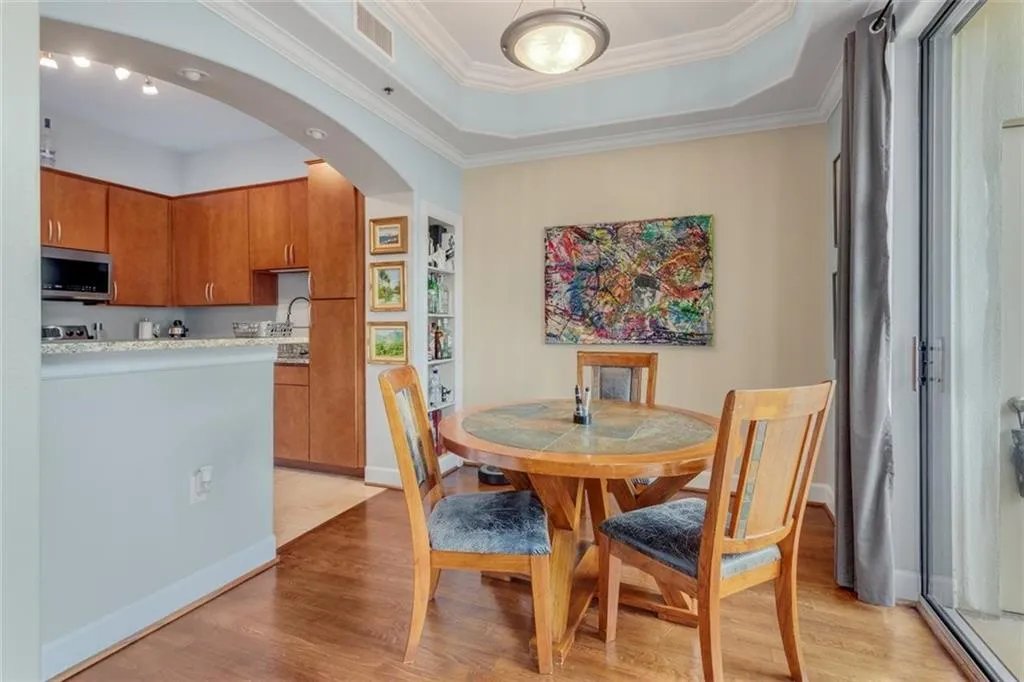 3445 Stratford Road Ne Unit 309, Atlanta, Georgia 30326, 1 Bedroom Bedrooms, ,1 BathroomBathrooms,Residential,Sold,3445 Stratford Road Ne Unit 309,6850877