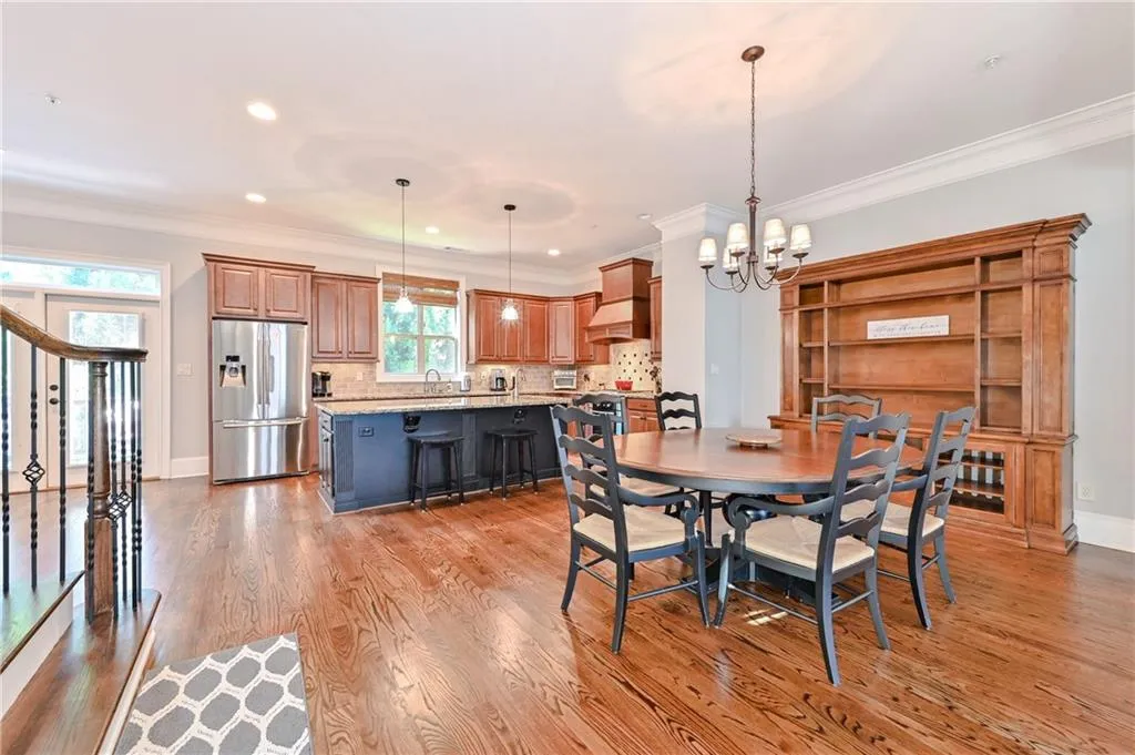 943 Delaronde Court, Atlanta, Georgia 30328, 4 Bedrooms Bedrooms, ,3 BathroomsBathrooms,Residential,Sold,943 Delaronde Court,6784697