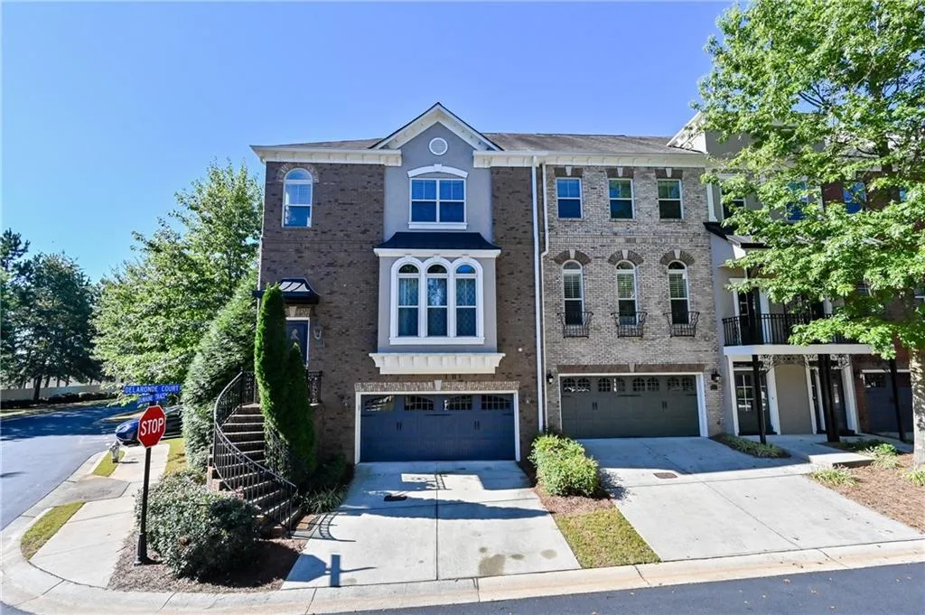 943 Delaronde Court, Atlanta, Georgia 30328, 4 Bedrooms Bedrooms, ,3 BathroomsBathrooms,Residential,Sold,943 Delaronde Court,6784697
