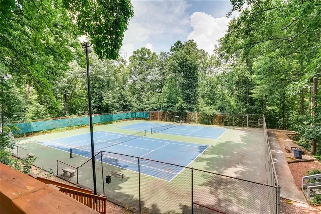 943 Delaronde Court, Atlanta, Georgia 30328, 4 Bedrooms Bedrooms, ,3 BathroomsBathrooms,Residential,Sold,943 Delaronde Court,6784697