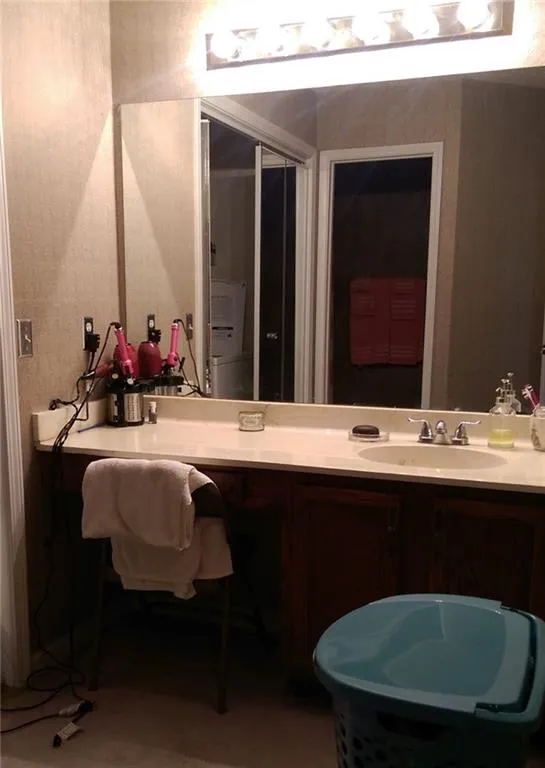 203 Abingdon Way, Atlanta, Georgia 30328, 1 Bedroom Bedrooms, ,1 BathroomBathrooms,Residential,Sold,203 Abingdon Way,5805915