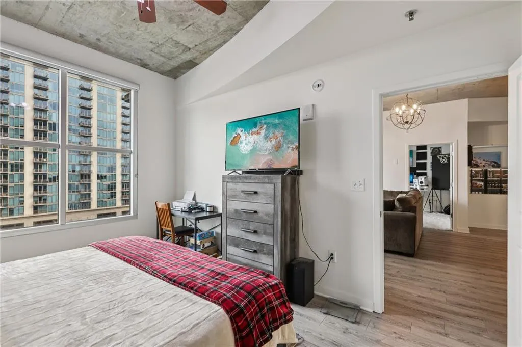 250 Pharr Road Ne Unit 1005, Atlanta, Georgia 30305, 2 Bedrooms Bedrooms, 0 ,2 BathroomsBathrooms,Residential,For Sale,250 Pharr Road Ne Unit 1005,7723663